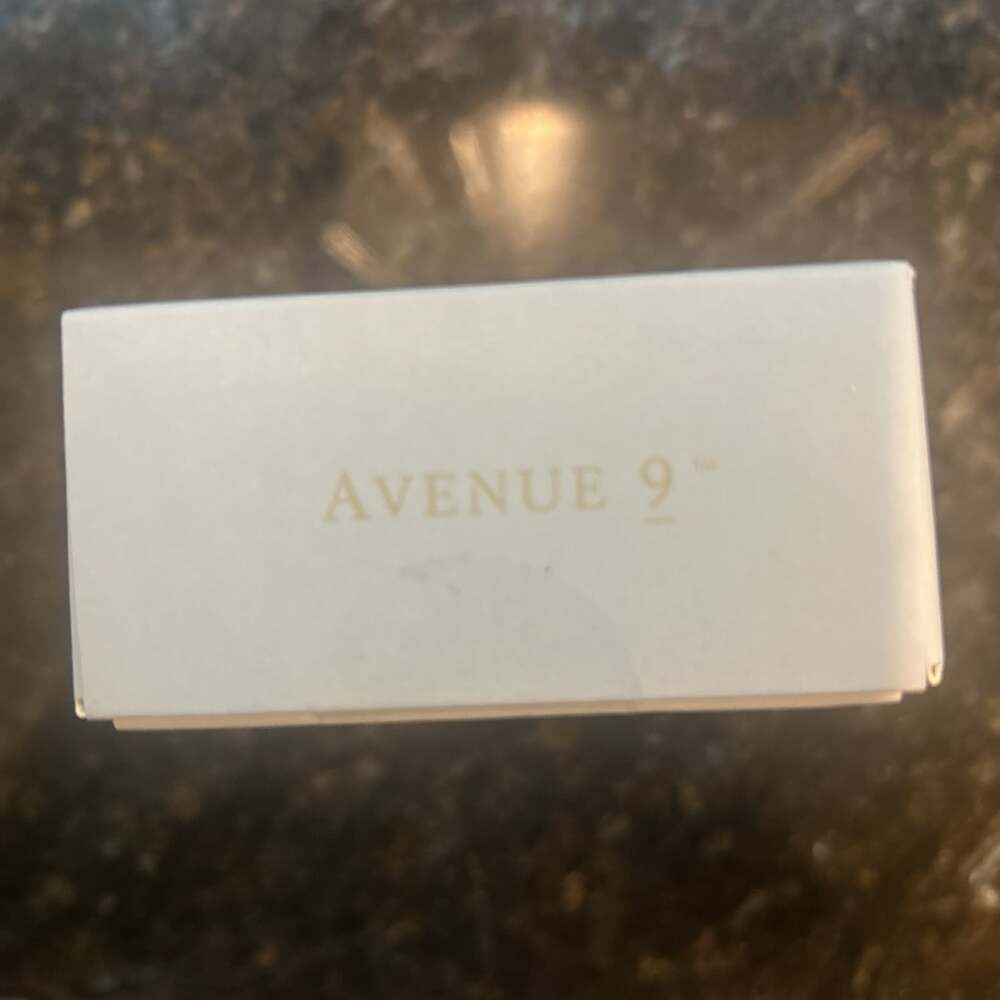 Avenue 9 Tarot Card Deck & Guidebook - Picture 3 of 8